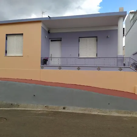 Traditional Detached House With Yard In