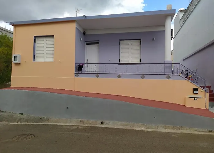 Traditional Detached House With Yard In