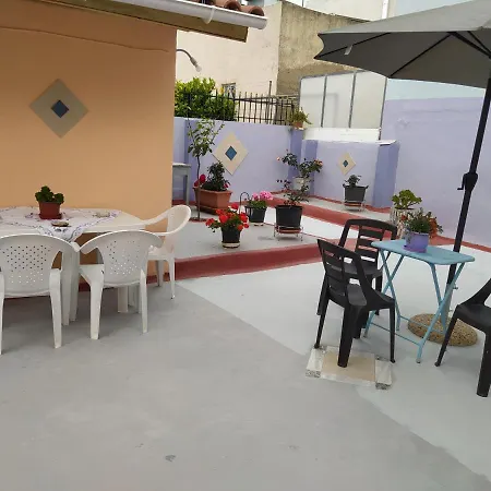 Traditional Detached House With Yard In Nyaraló